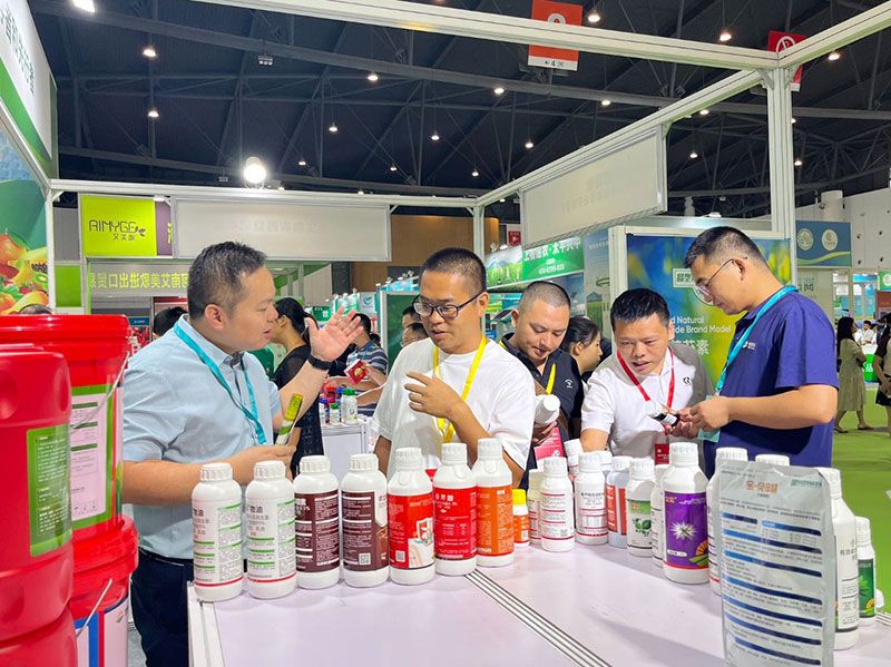 新朝陽(yáng)綠色生物科技亮相西部植保“雙交會(huì)”與第八屆綠色農(nóng)藥博覽會(huì)